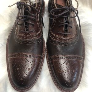 Mens size 9 Johnston & Murphy Dress Shoes